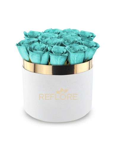 White cylinder box with stabilized Tiffany roses